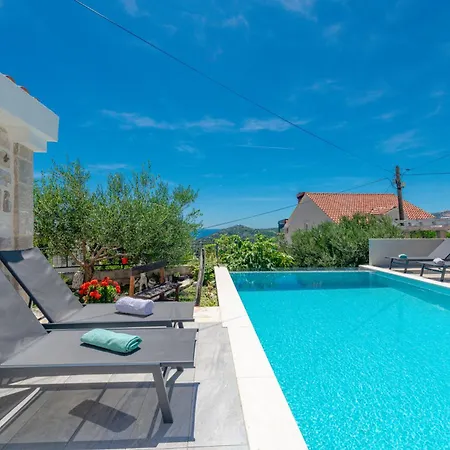 Nedia Retreat - Private Pool & Stunning Sea View Semesterbostad Mlini