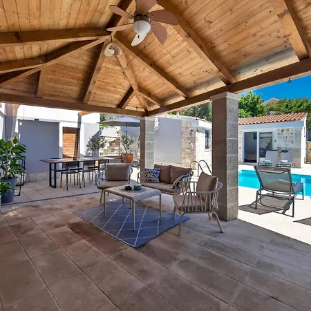 Nedia Retreat - Private Pool & Stunning Sea View Semesterbostad Mlini