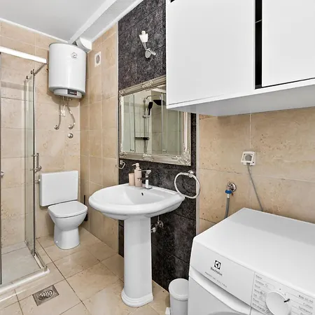 Nedia Retreat - Private Pool & Stunning Sea View *