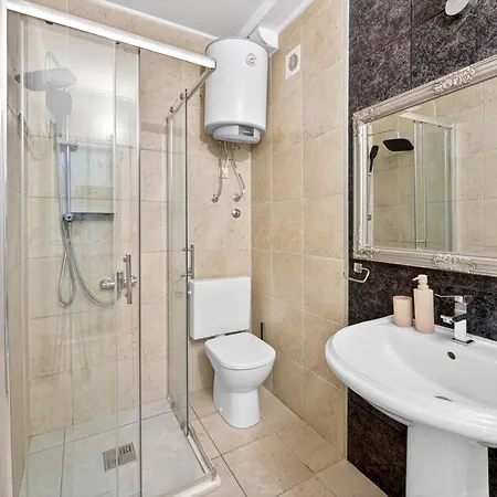 Nedia Retreat - Private Pool & Stunning Sea View Semesterbostad