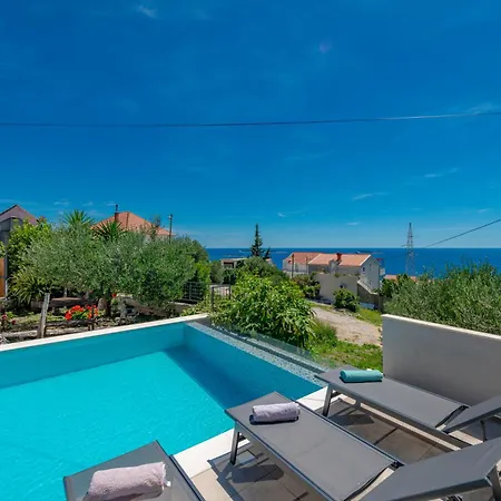 Nedia Retreat - Private Pool & Stunning Sea View Semesterbostad Mlini